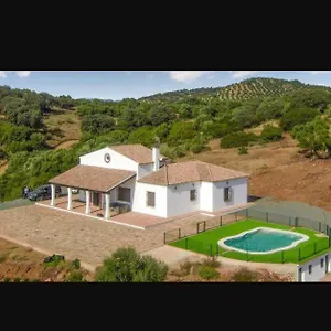 Alberquillas Villa